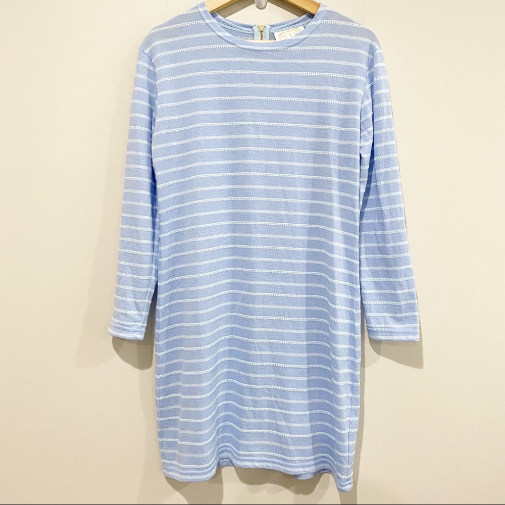SAIL TO SABLE Hydrangea/Glass Blue Stripe Shift Dress, Size Medium